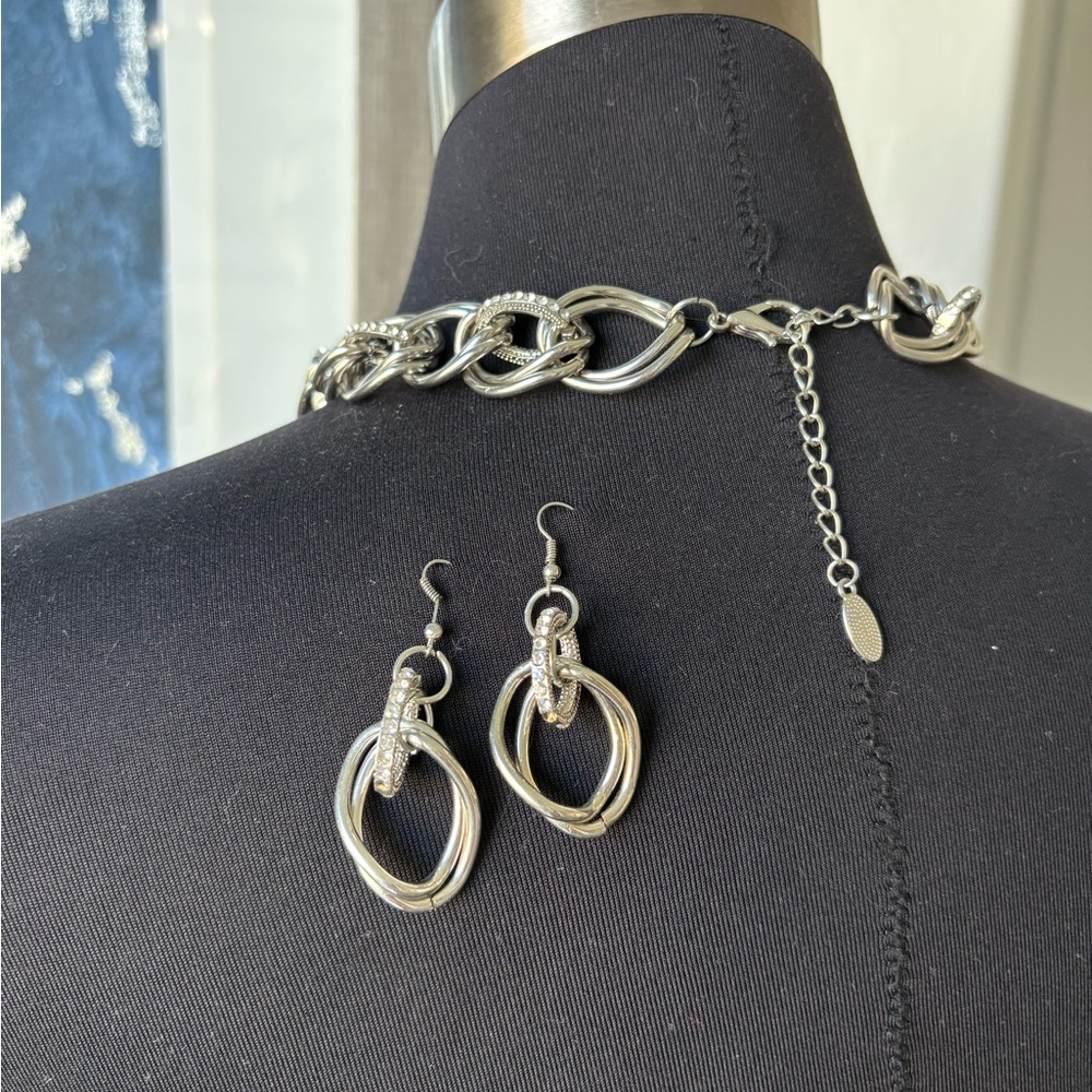 Silver Chain Statement Necklace Set - image 4